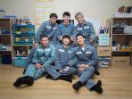 7-rekomendasi-drama-korea-di-netflix-yang-bisa-menghiburmu-di-masa-sulit-ini.jpg