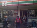 7eleven-tebet-terbakar.jpg