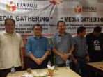 8-gugatan-sengketa-pemilu-diproses-bawaslu-sulut_20180906_083748.jpg