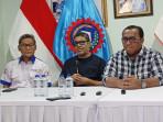 APEL-KEBANGSAAN-Presiden-KSPSI-Andi-Gani-Nena-Wea-kanan-dalam-konferensi-pers.jpg