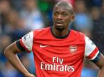 Abou-Diaby-kacak-pinggang.jpg