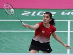 Adrianti-Firdasari-jangkau-bola.jpg