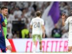 Adu-mulut-antara-Lamine-Yamal-vs-Dani-Carvajal-setelah-berakhirnya-laga-El-Clasico.jpg