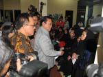 Agung-Laksono-Sambut-WNITKI-Overstayers.jpg