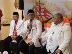 Ahmad-Heryawan-alias-Aher-tengah.jpg