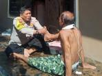 Bhabinkamtibmas Tegal Aiptu Ferdika Nova Beri Terapi Gratis, Warga Rasakan Manfaatnya