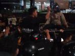 Aksi-Indonesia-Gelap-di-Makassar.jpg