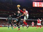 Aksi-Mikel-Merino-dalam-laga-melawan-Liverpool-di-Stadion-Emirates-Minggu-27102024.jpg