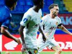 Aksi-Ze-Valente-pada-laga-PSM-vs-Persik-di-Liga-1-20242025.jpg