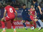 Aksi-pemain-Thailand-saat-melawan-Lebanon-pada-FIFA-Matchday.jpg