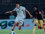 Aksi-penyerang-Timnas-U22-Indonesia-Rafael-Struick-saat-melawan-Mali.jpg