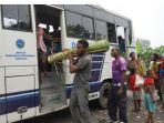 Angkutan-bus-Damri-Perintis-di-Papua.jpg