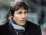 Antonio-Conte-pake-syal-kedingan.jpg