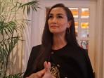 Atiqah Hasiholan Dilanda Cemas Usai Syuting Film 'Sosok Ketiga: Lintrik'