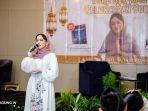 Ramadan Berkah, Dr Sitta Kusuma Santuni Anak Yatim dan Luncurkan Buku Terbaru
