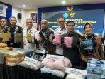 BNN-RI-merilis-pengungkapan-kasus-narkotika-di-8-provinsi-dan-menangkap-35-orang-321.jpg