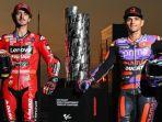 Bagnaia-dan-Martin-Bersama-Trofi-Juara-Dunia-MotoGP-2024.jpg