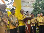 Bahlil-Lahadalia-saat-jumpa-pers-di-Kantor-DPP-Partai-Golkar-Rabu-16-April-2025.jpg