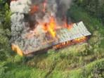 Bangunan-SMP-Kiwirok-di-Pegunungan-Bintang-hangus-dibakar-KKB.jpg