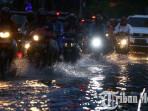 Banjir-di-Jalan-Sudirman-Medan.jpg