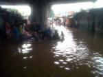 Banjir-di-Rawajati-001.jpg