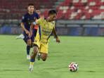 Hasil Super League: Persib Bandung Tumbang, Persita Bawa Pulang 3 Poin dari Bali