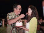 Benny-Laos-dan-Sherly-Tjoanda-3.jpg