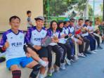 Dorong Hidup Sehat Lewat Olahraga, Bhabinkamtibmas Hadiri Persiapan Pertandingan Pickleball Mataram