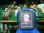 Bupati-Banyumas-Mardjoko-Lepas-Jenazah-Bus-PO-Raharja.jpg