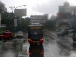 Bus-Pengangkut-Tim-Pemenangan-Ilham-Aziz.jpg