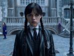 CUPLIKAN-WEDNESDAY-2-Cuplikan-adegan-dalam-serial-Wednesday-2-yang-dirilis-Netflix-greg.jpg