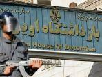 DIBOM-ISRAEL-Gerbang-Penjara-Evin-di-ibu-kota-Iran-Teheran.jpg