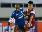 David-da-Silva-Sutanto-Tan-Persib-Bandung-Persis-Solo.jpg