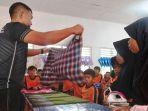 Dede-Sulaeman-guru-PJOK-SDN-Cinyawar-Cianjur-Jawa-Barat.jpg