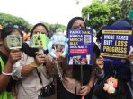 Demo-Tolak-Kenaikan-PPN-12-Persen-di-Depan-Istana-Merdeka_20241220_064404.jpg