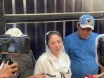 Sadar Umur Rahasia Tuhan, Dewi Perssik Tak Mau Lewatkan Momen Bagi Daging Kurban
