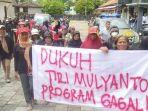 Diduga-Selingkuh-dengan-Janda-Pak-Dukuh-di-Sleman-Didemo-Warga-Kami-Menuntut-Segera-Dipecat.jpg