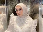 Kabar Dinan Fajrina Selama Doni Salmanan Sang Suami Mendekam Dipenjara, Bangga Jadi Istri Setia