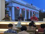 Direktur-Pelindungan-WNI-Kemlu-RI-Judha-Nugraha-kanan-5340.jpg