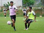 Dony-Tri-Pamungkas-Kiri-dan-Aditya-Warman-Persija.jpg
