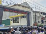 Oknum Guru Diduga Lecehkan Siswi SMK Pasundan 2 Bandung, Alumni Gelar Aksi di Sekolah