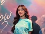 Dulu Figuran, Eca Aura Debut Pemeran Utama di 'Film Where The Rainbow Ends'