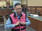 Eks-Mendag-Tom-Lembong-jalani-setelah-sidang-lanjutan-kasus-651.jpg