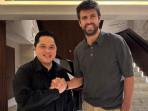 Erick Thohir Salaman Gerard Piqué, Netizen Heboh: Masuk Timnas Nih?