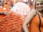 FANS-Belanda-orange-angel.jpg