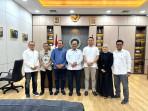 FOTO-Kepala-Badan-Gizin-Nasional-BGN-RI-Dadan-Hindayana-bersama-Pengurus-DPP-Gapembi.jpg
