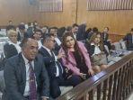 Sidang Lisa Mariana vs Ridwan Kamil di PN Bandung Ditunda, Sang Selebgram Kecewa