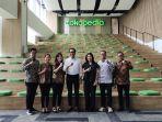 Faisol-Riza-saat-bertemu-Chief-Executive-Officer-Tokopedia.jpg