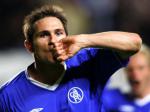 Frank-Lampard-cium-tangan.jpg