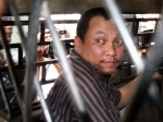 Gayus-ke-Cipinang.jpg